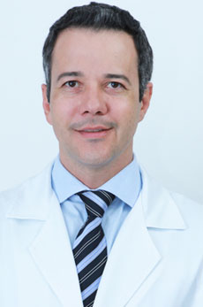 Dr. CARLOS HEITOR SARMENTO Médico Oftalmologista